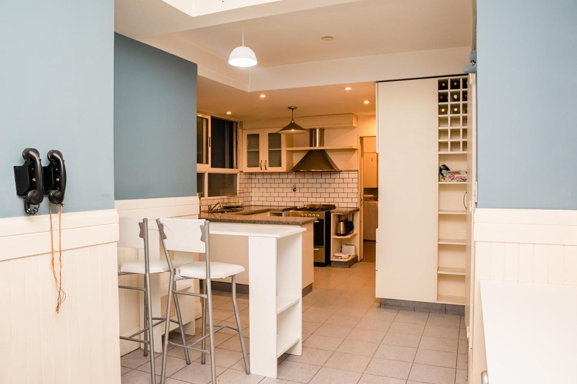 Private In A Huge Multicultural Homestay