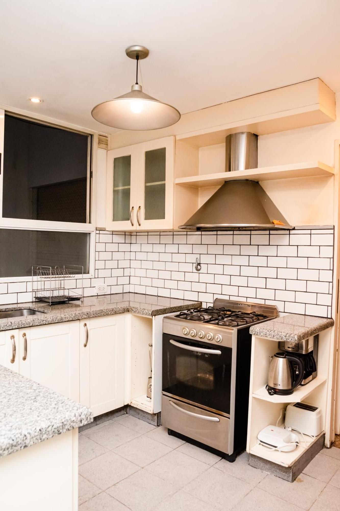 Private In A Huge Multicultural Homestay