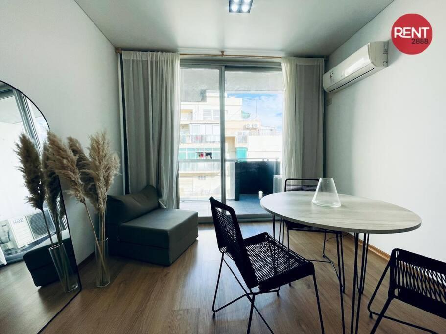 Rent Lavalleja Y Drago Apartment