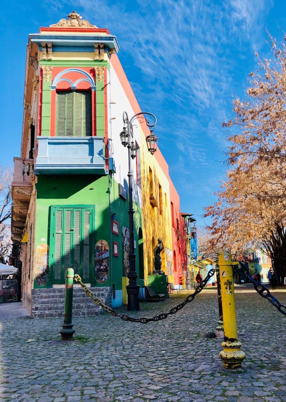 Feels Like - La Boca *