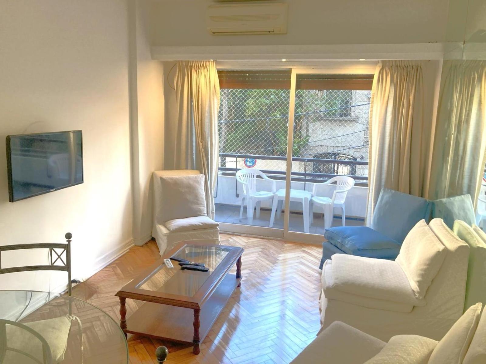 Sereno Apartamento En Recoleta. * Buenos Aires