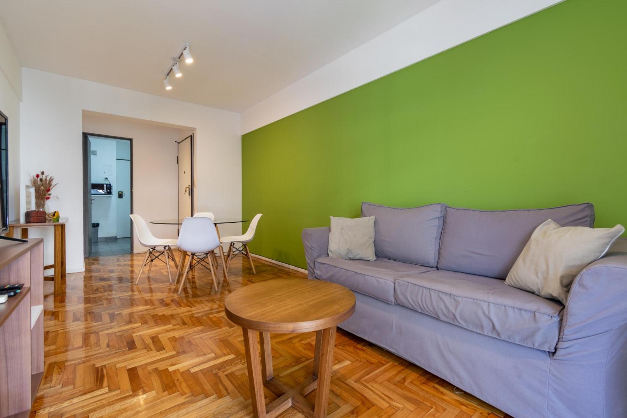Departamento Familiar Con Excelente Ubicacion - Ba 3 *