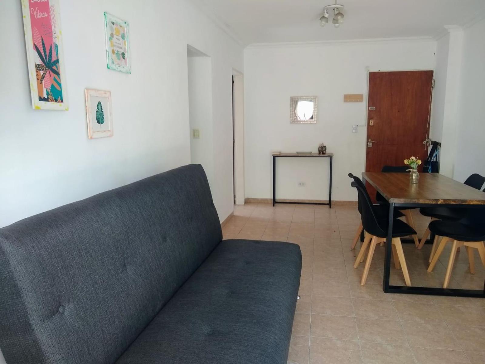 Centrico Y Amplio Apartamento A Pasos Del Metro Apartment