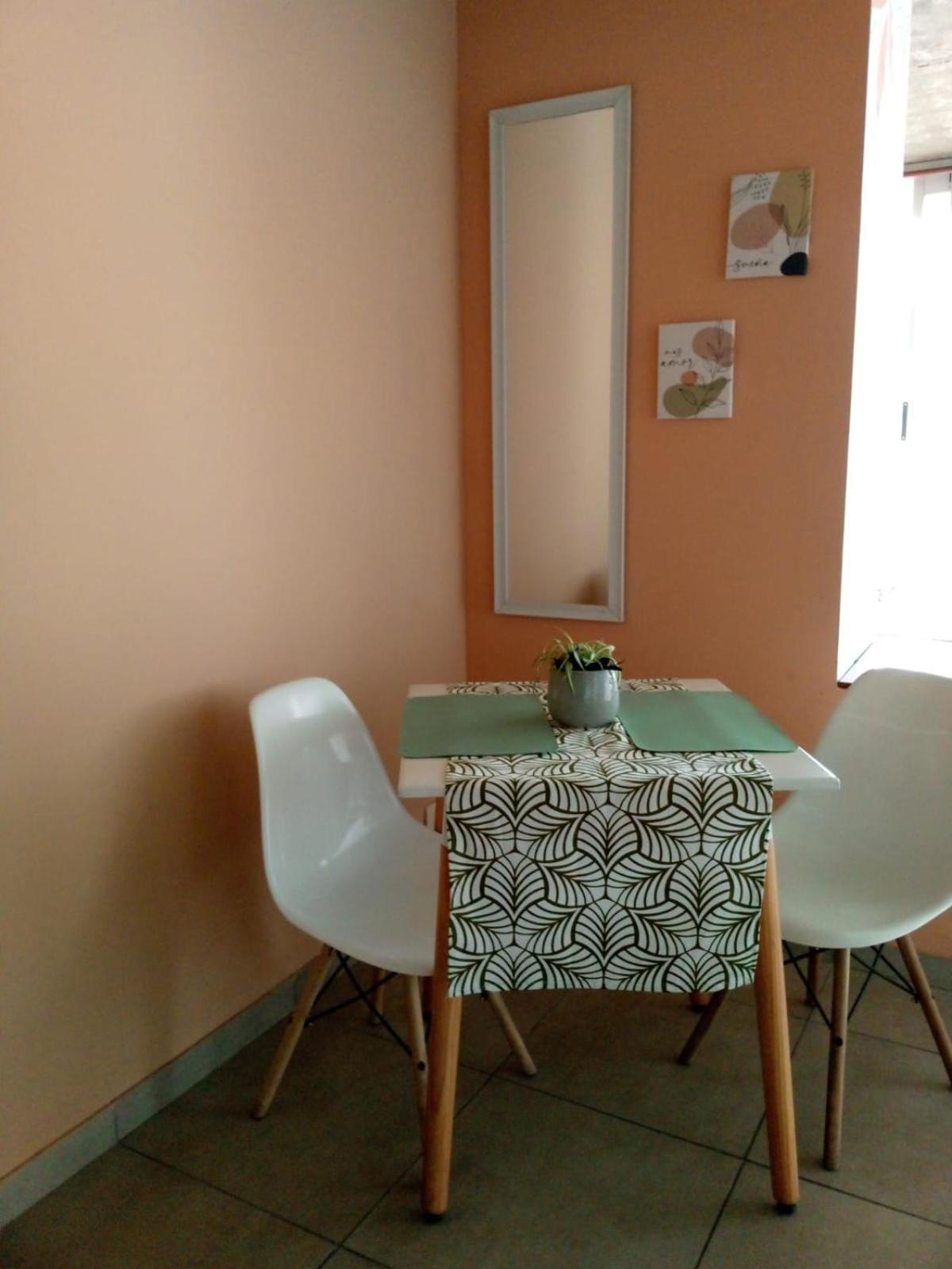 Donde El Alma Sonrie Ahi Es Tiene Muy Facil Acceso Por Avda 9 De Julio Desde Aeropuertos Y Puertos De Apartamento *