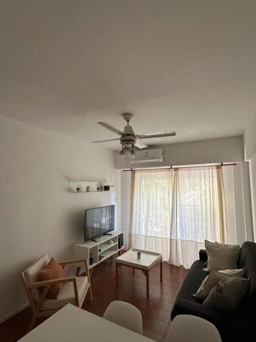 Apartment Hermoso 2 Amb Amplios En Crespo Buenos Aires