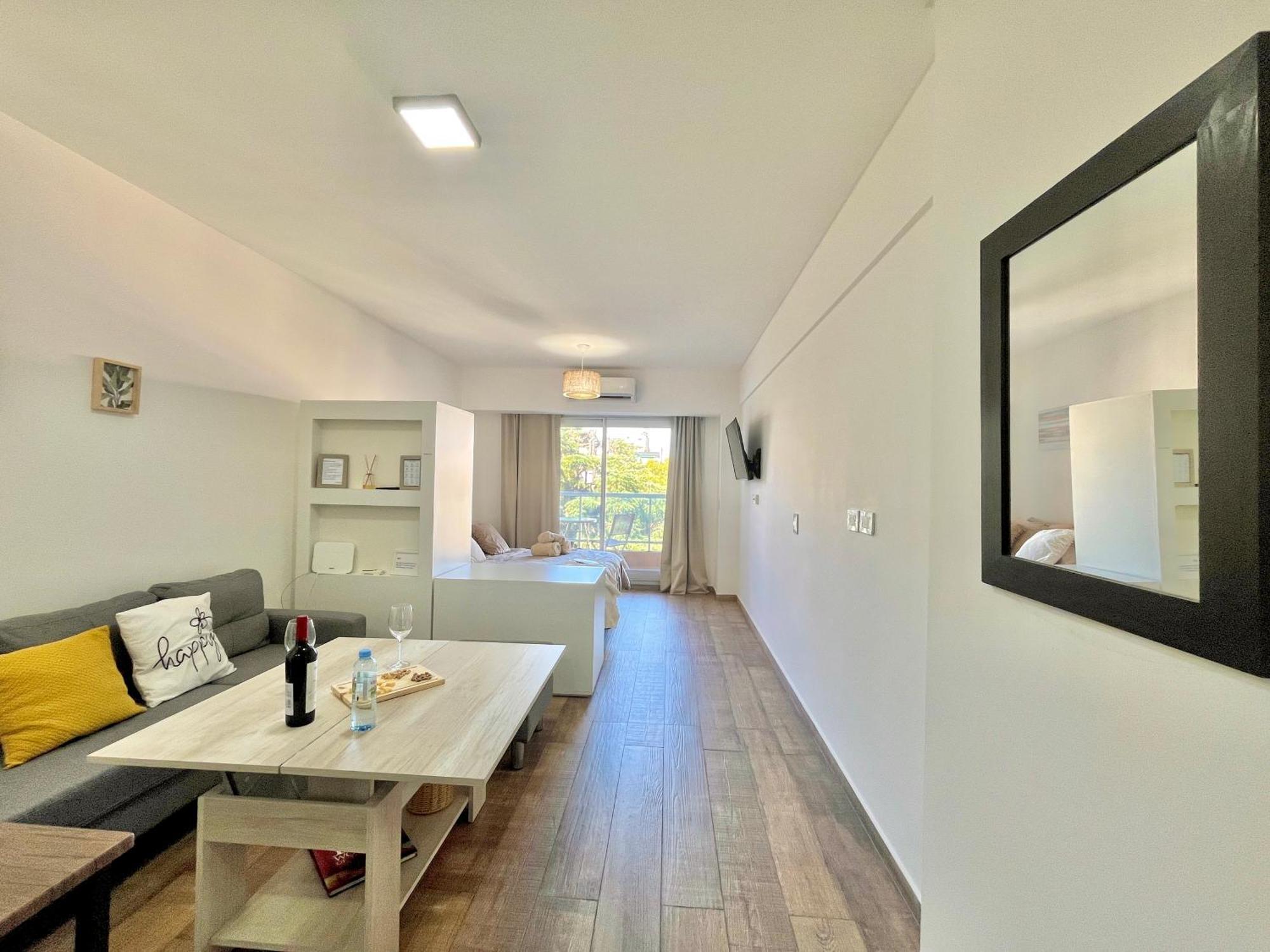 Modern & Comfortable In Recoleta Apartamento