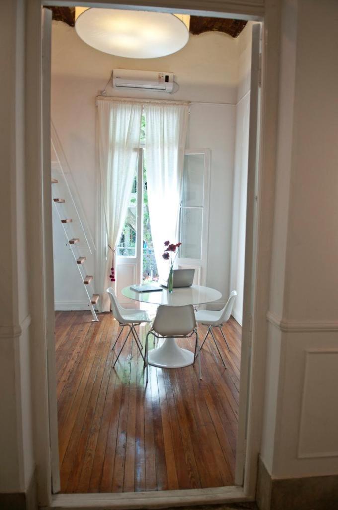 Art House Apartment