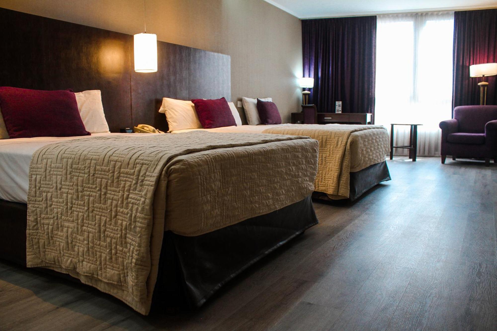 Howard Johnson Plaza By Wyndham Florida Street 4*