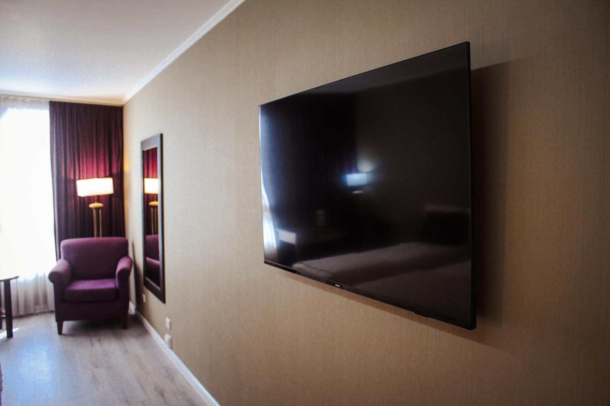 Howard Johnson Plaza By Wyndham Florida Street 4*