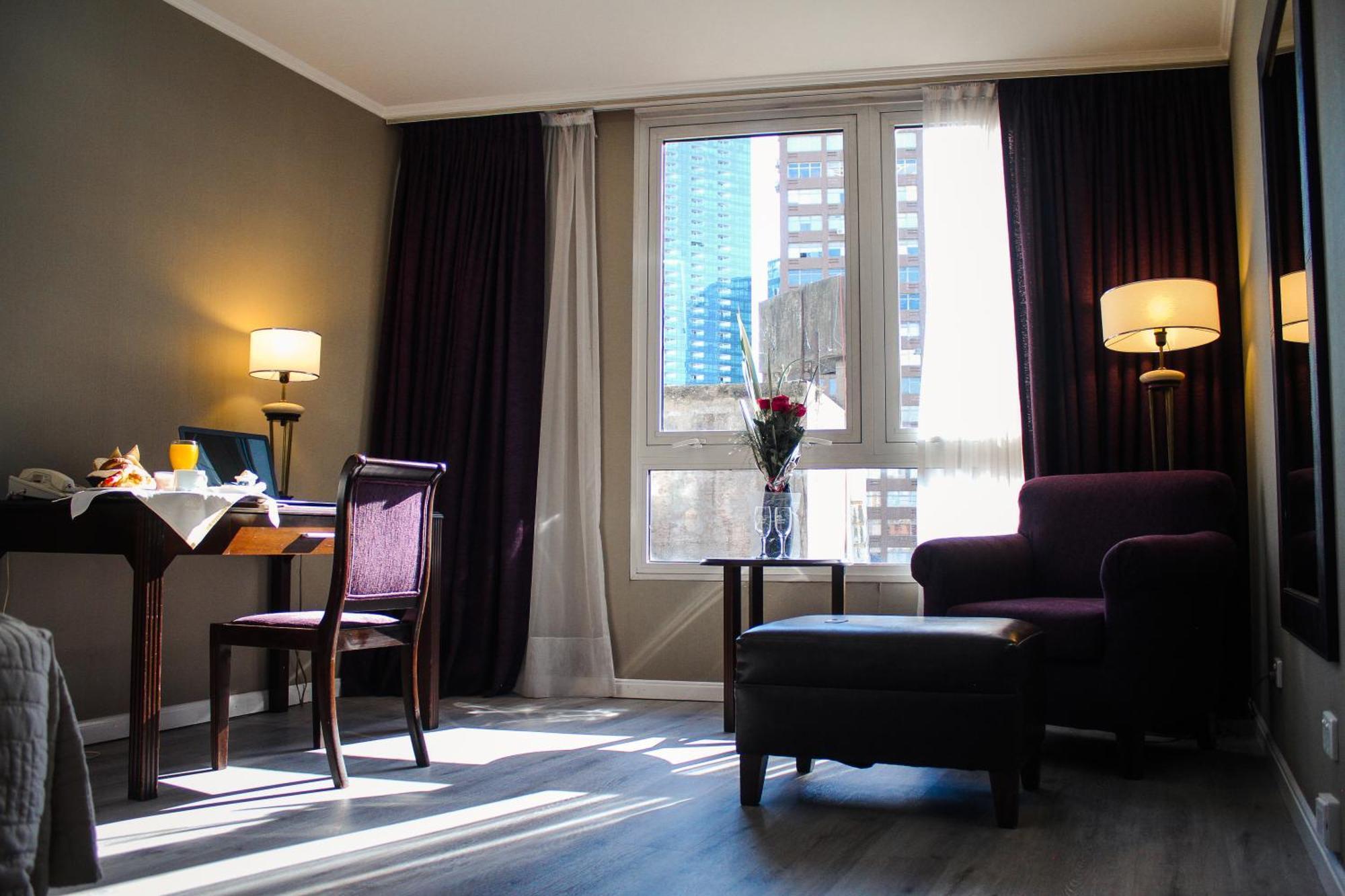 Hotel Howard Johnson Plaza By Wyndham Florida Street 4*