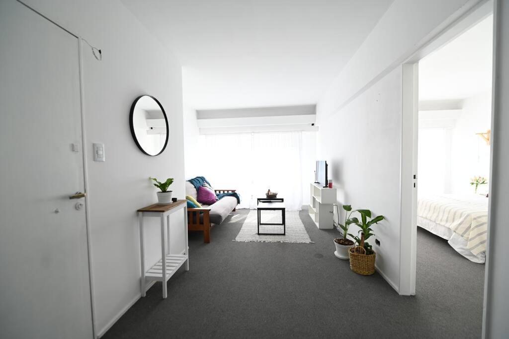 Apartment Dos Ambientes Super Luminoso En Retiro Piso 15 Buenos Aires