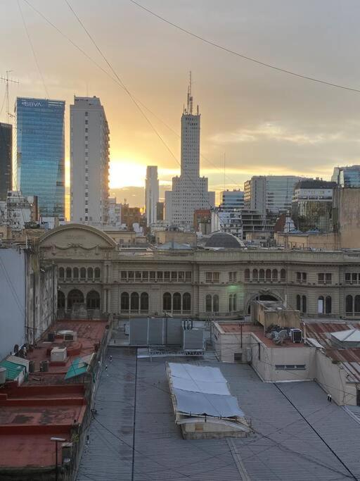 A Cuadras Del Obelisco Y Metros De Galerias Pacifico *