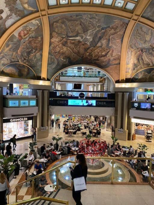 A Cuadras Del Obelisco Y Metros De Galerias Pacifico