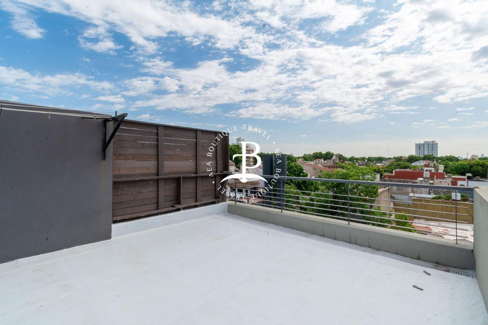 Triplex Moderno Con Parrilla Y Jardin! Buenos Aires