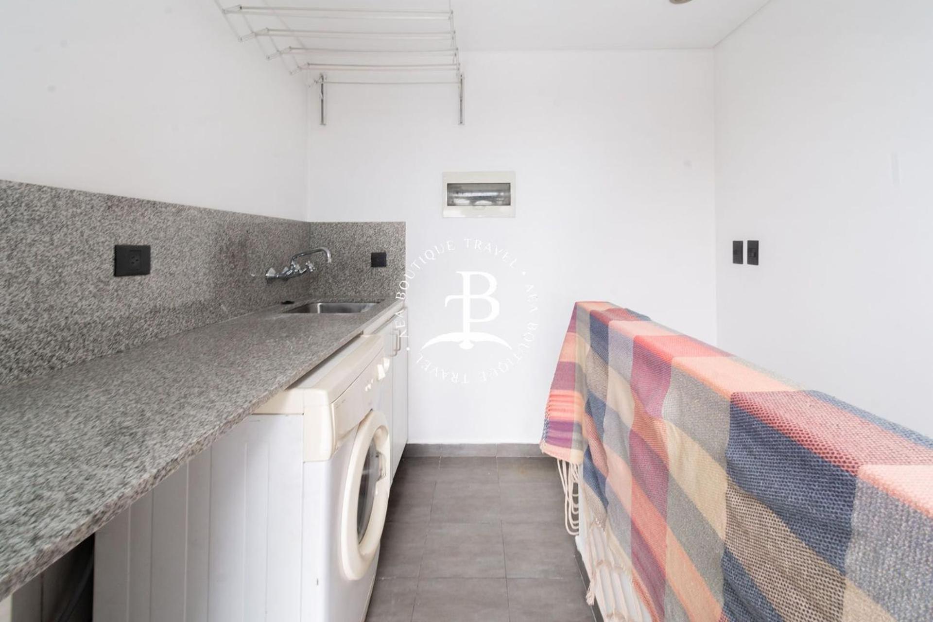 Villa Triplex Moderno Con Parrilla Y Jardin! *