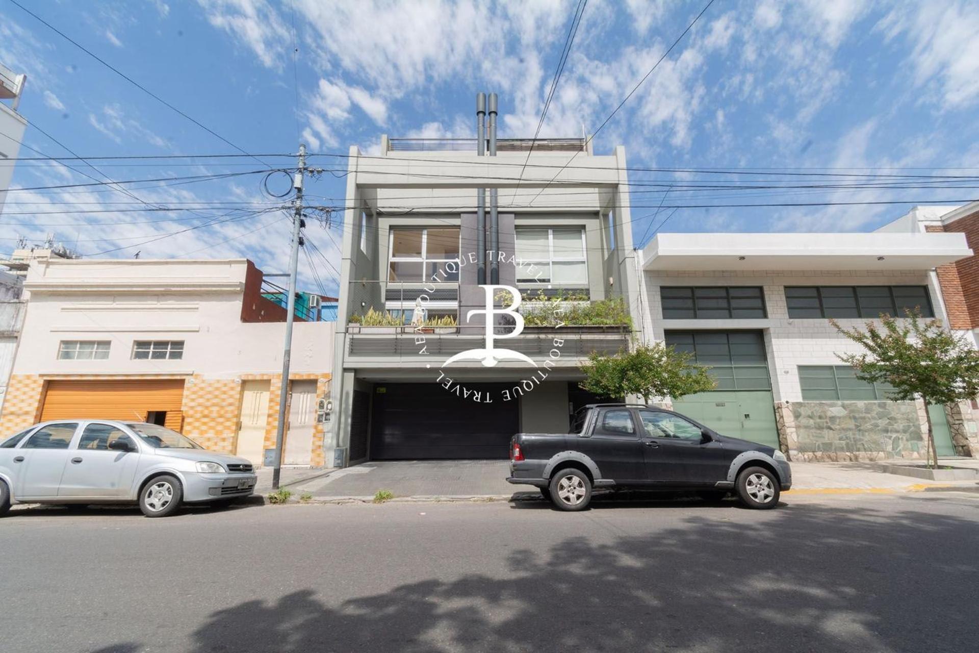 Villa Triplex Moderno Con Parrilla Y Jardin! Buenos Aires