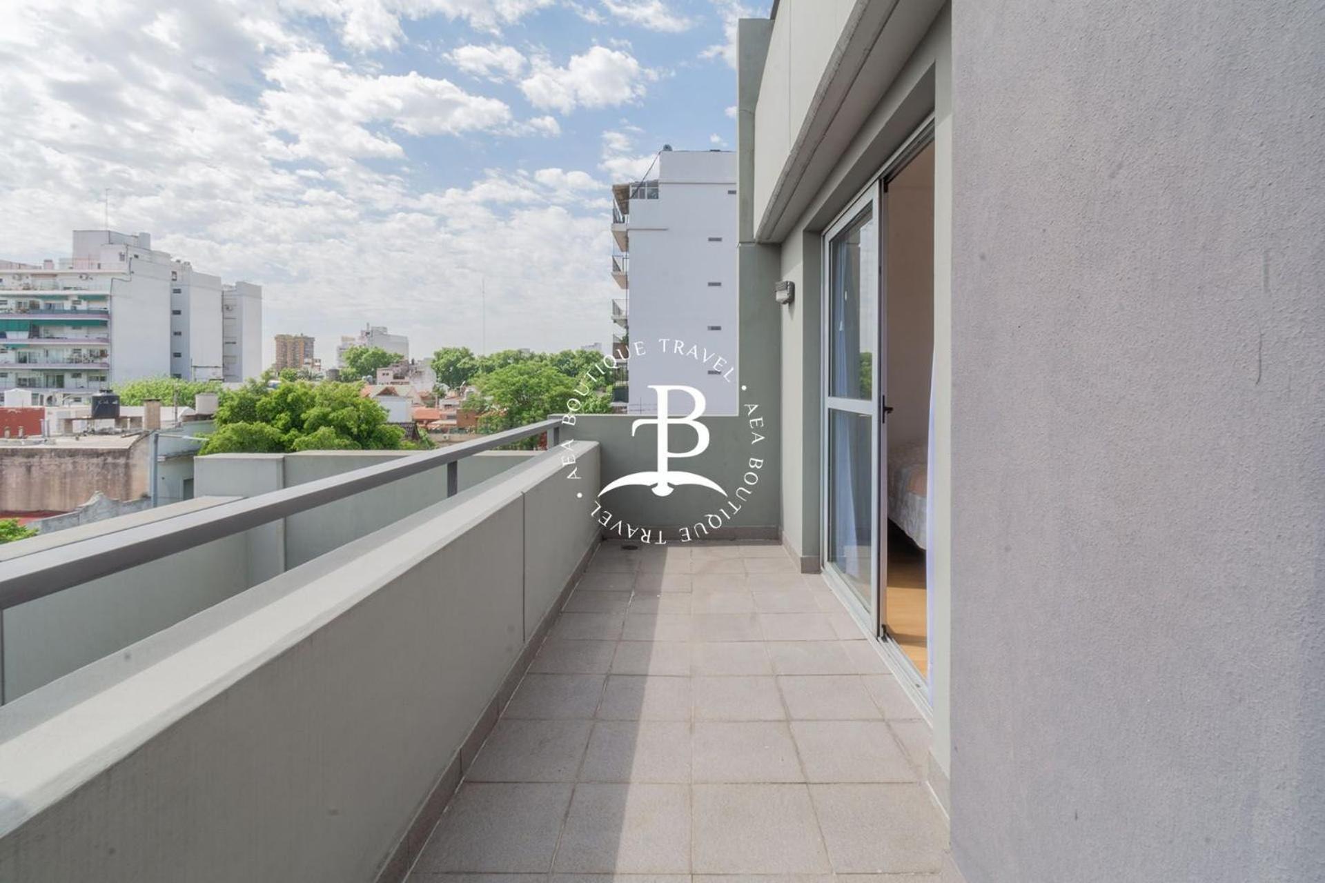 Triplex Moderno Con Parrilla Y Jardin!