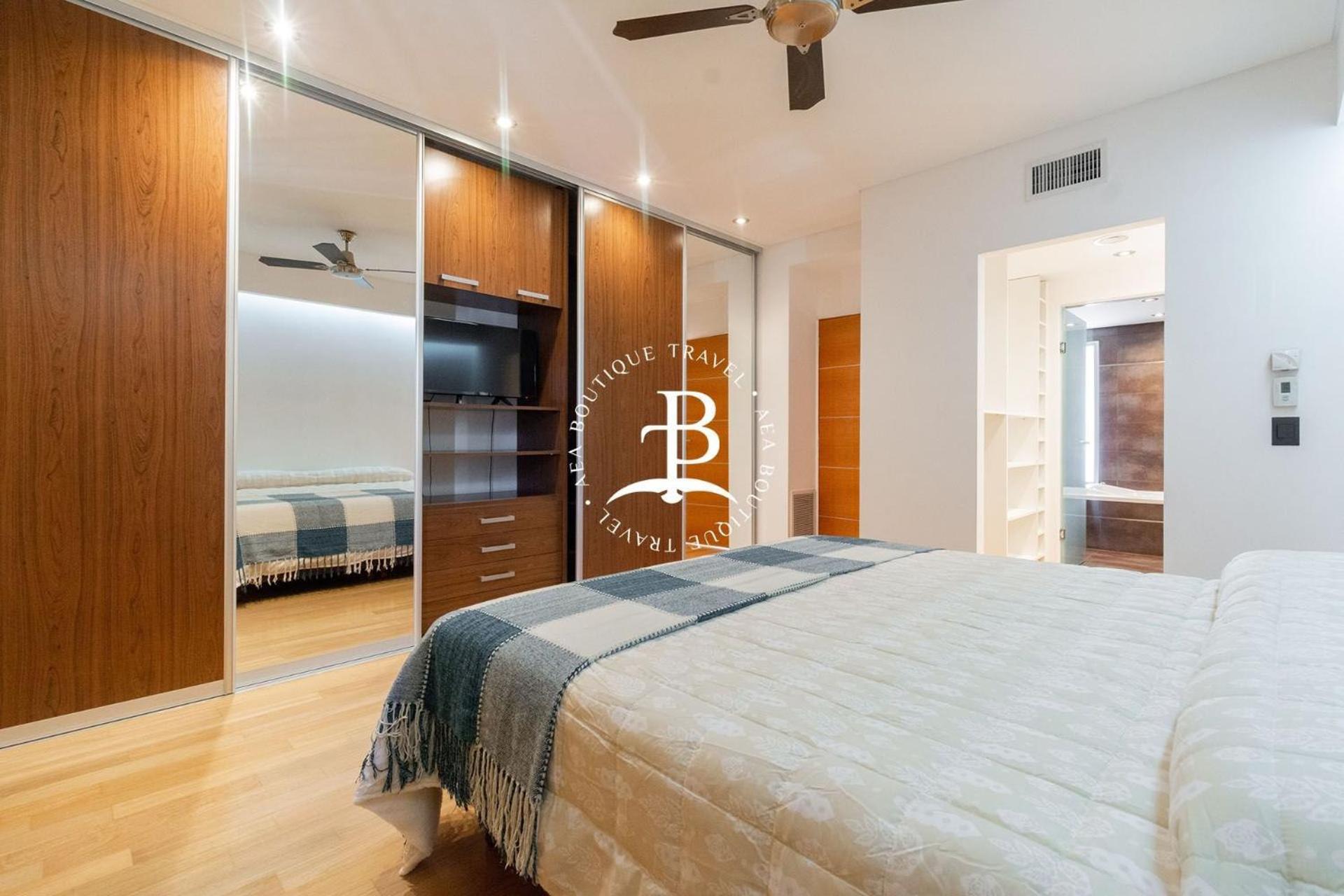 Triplex Moderno Con Parrilla Y Jardin! *