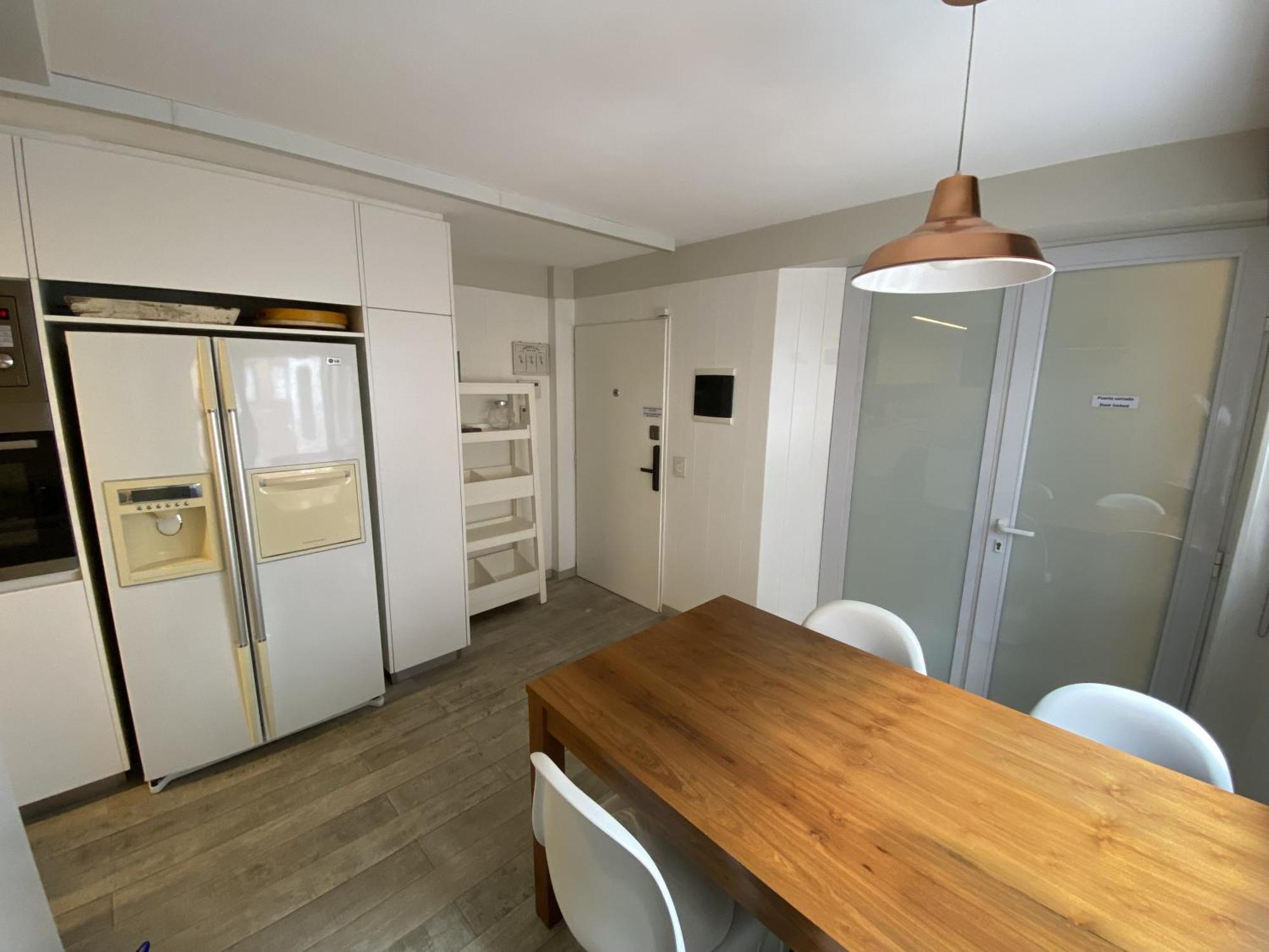 Amazing 3-bedroom In Beautiful Palermo/canita Area Buenos Aires