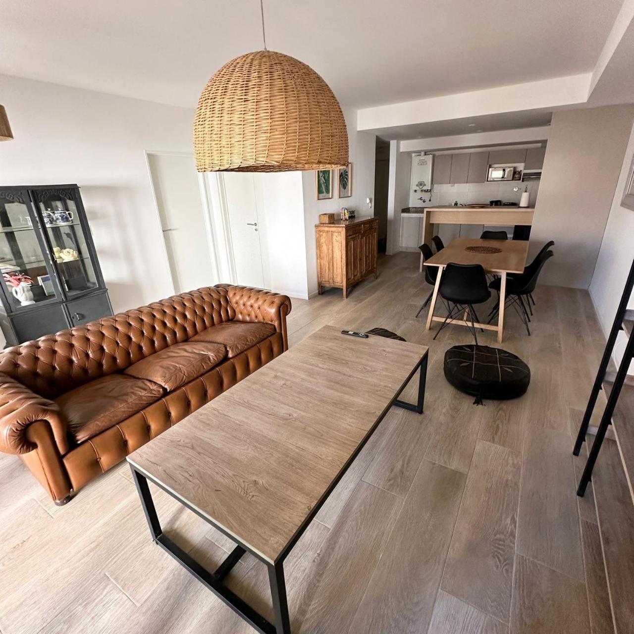 Virasoro Apartment *