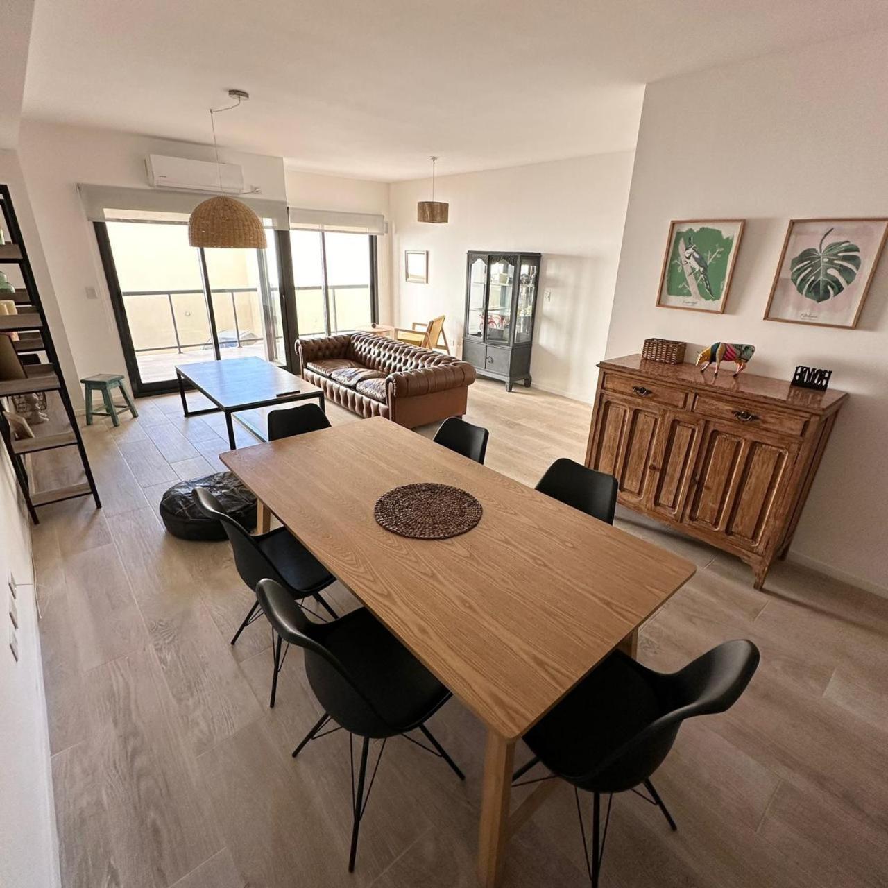Virasoro Apartment