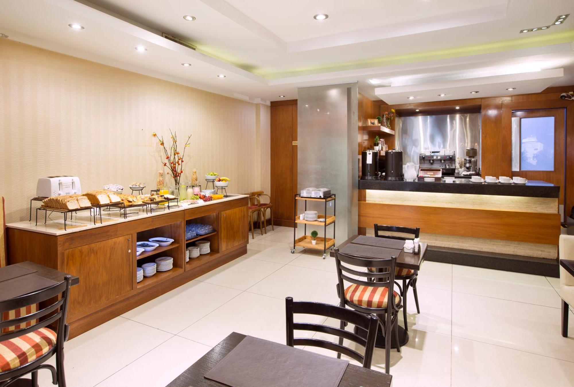 Sheltown Hotel 4*