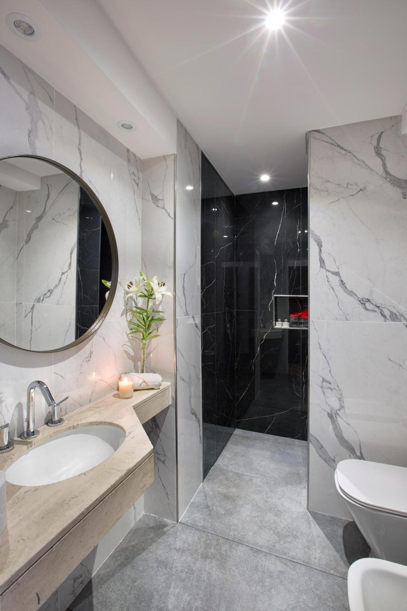 Hotel Sheltown 4*