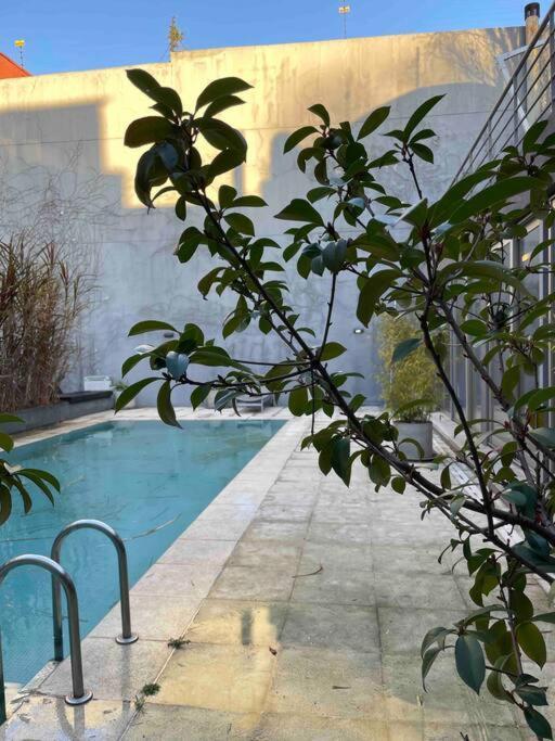 Studio In Soho With Pool