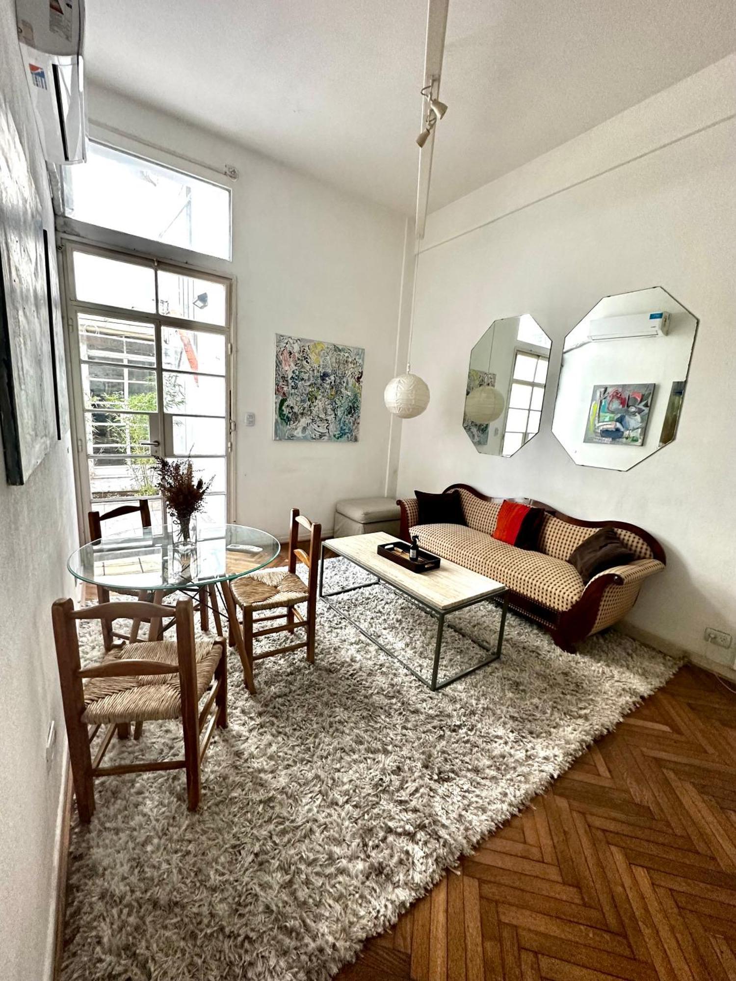Depto En Recoleta Con Patio Privado