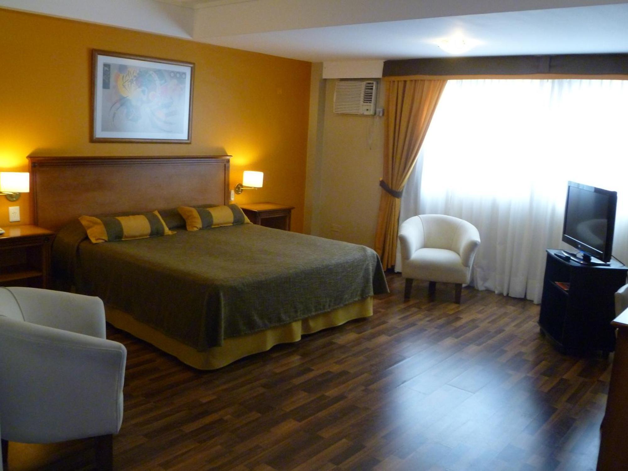 Hotel Tritone Buenos Aires