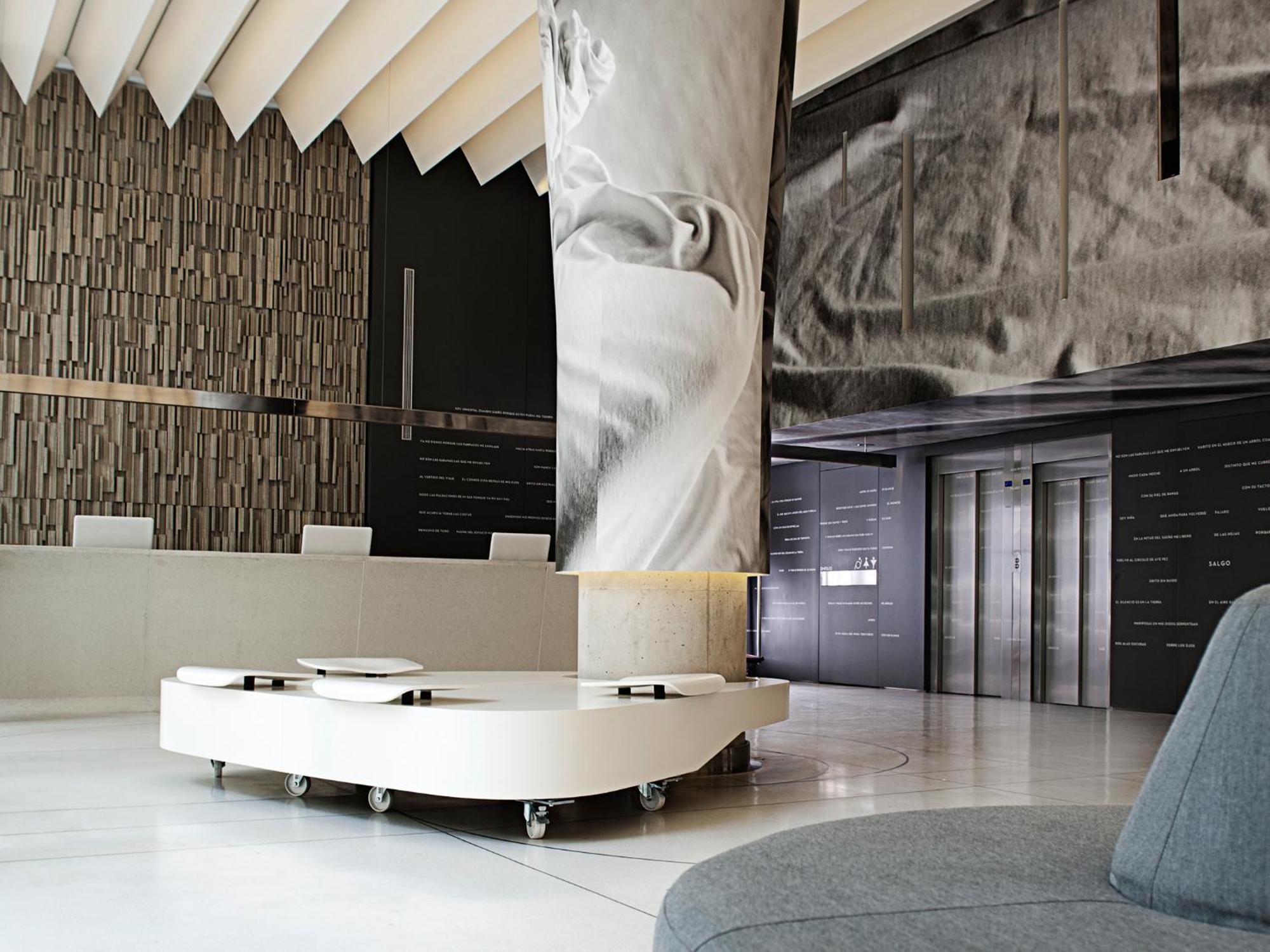 Hotel Dazzler By Wyndham Recoleta 4*