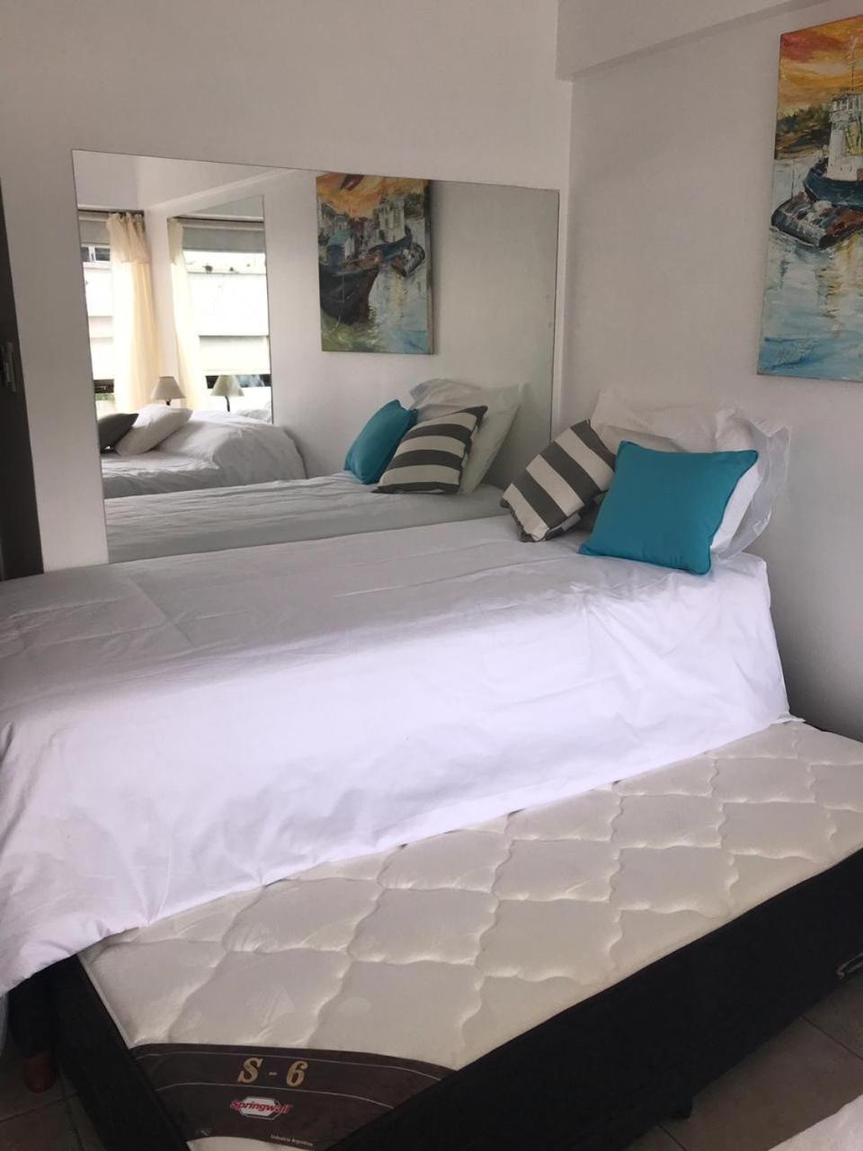 Apartment Tango Pop Junto Al Obelisco En 820 Avenida Corrientes *