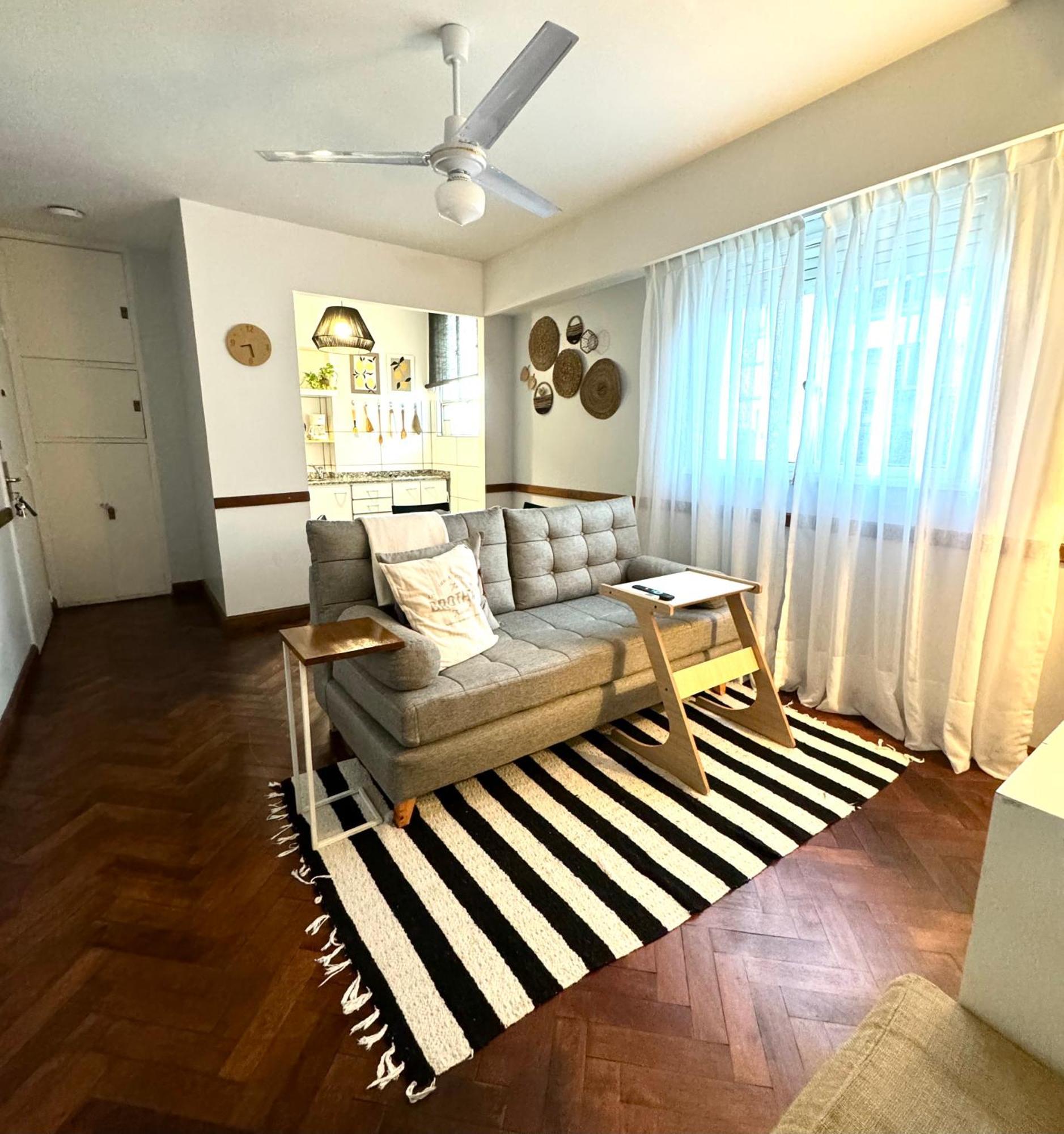 Apartamento Renovado Departamento En El Corazon De La Ciudad Buenos Aires