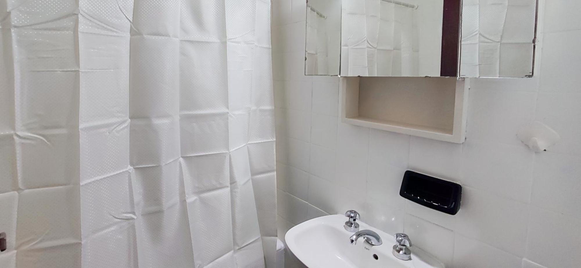 Charming In The Heart Of Unbeatable Comfort And Location *