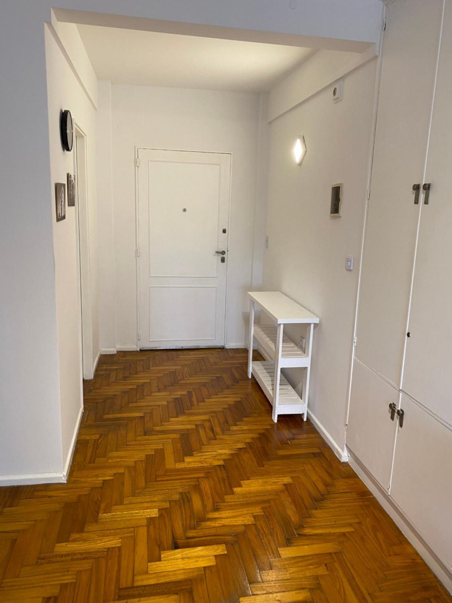 Apartment A Cuadras Del Obelisco Y Metros De Galerias Pacifico Buenos Aires