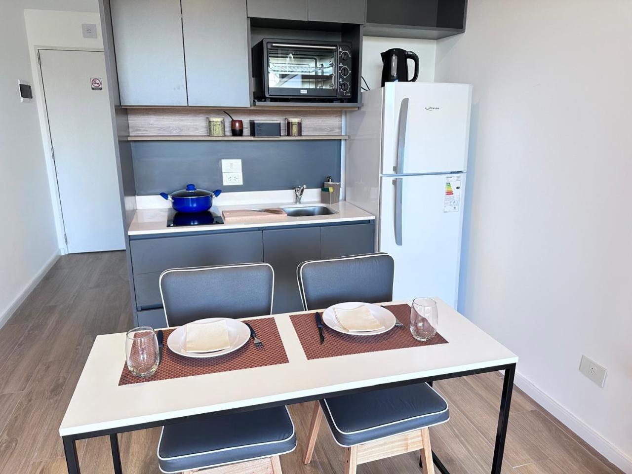 Lola Apartment *