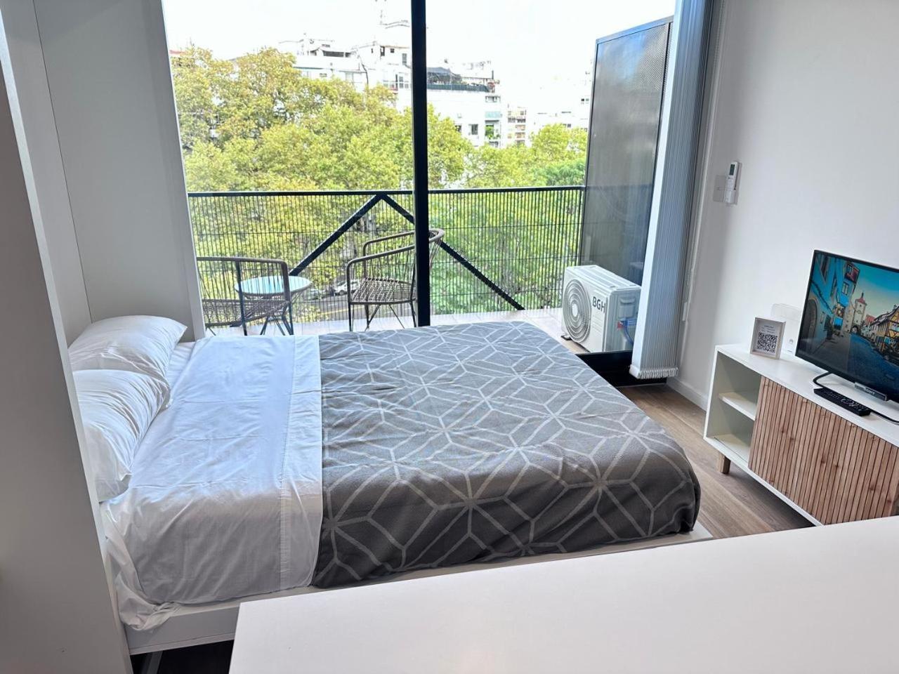 Apartment Lola *