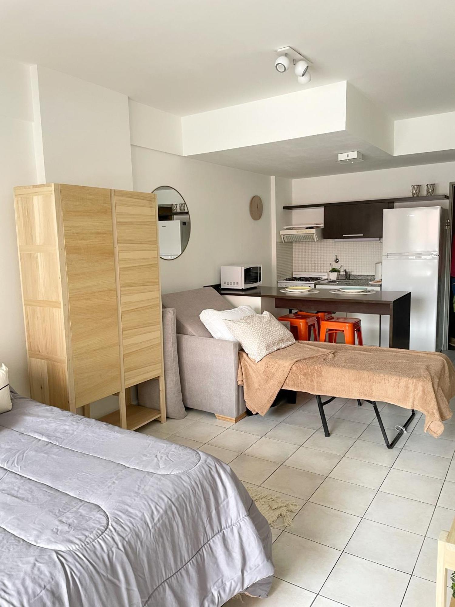 Movistar Arena - Departamento Moderno, Comodo, Luminoso - Hasta 3 Huespedes - Crespo Apartment