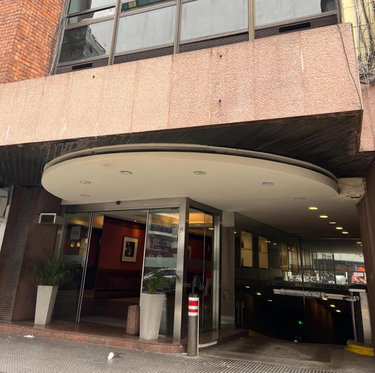Apartment Center Sobre Avenida Corrientes Buenos Aires