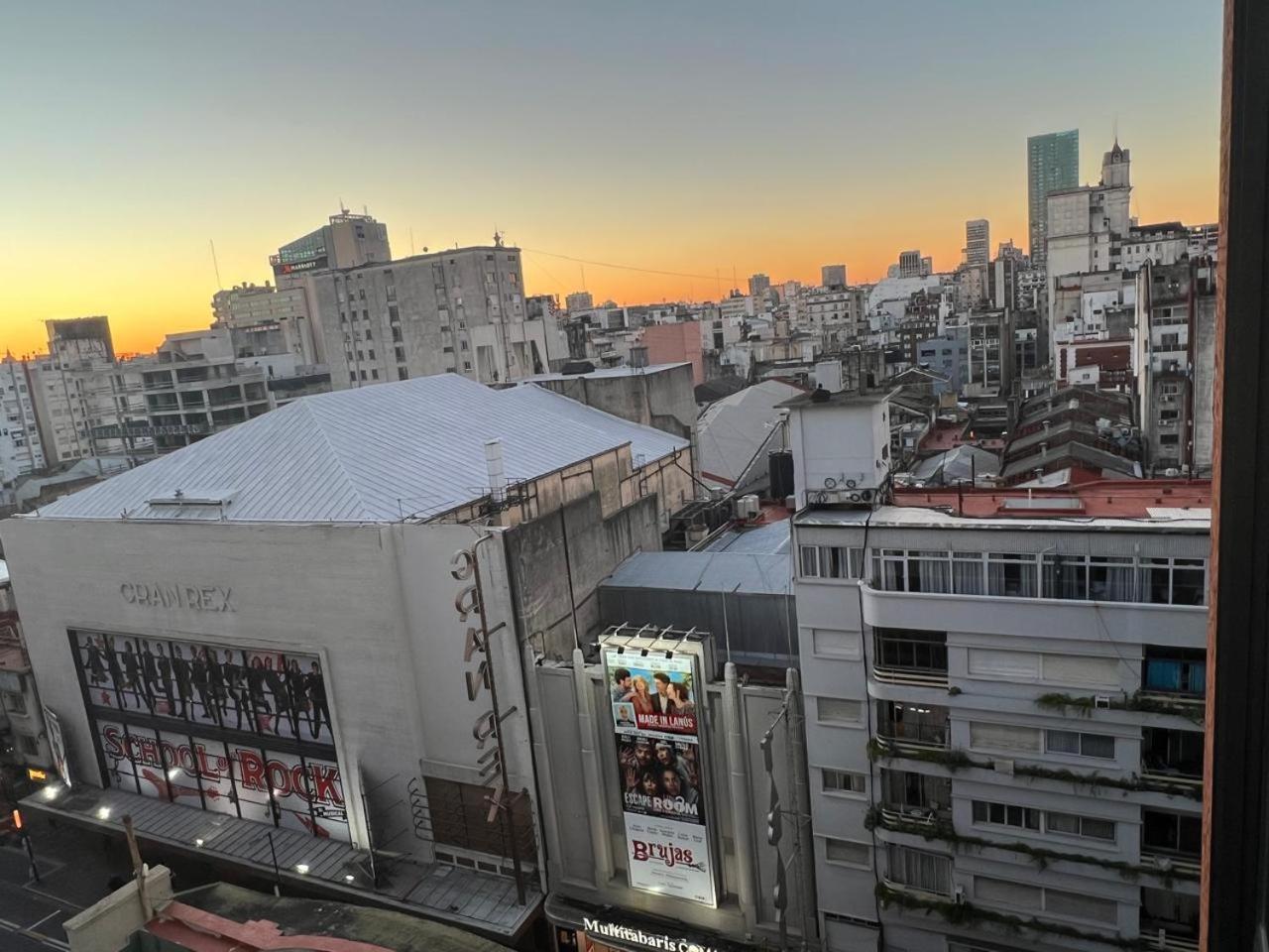 Apartment Center Sobre Avenida Corrientes Buenos Aires