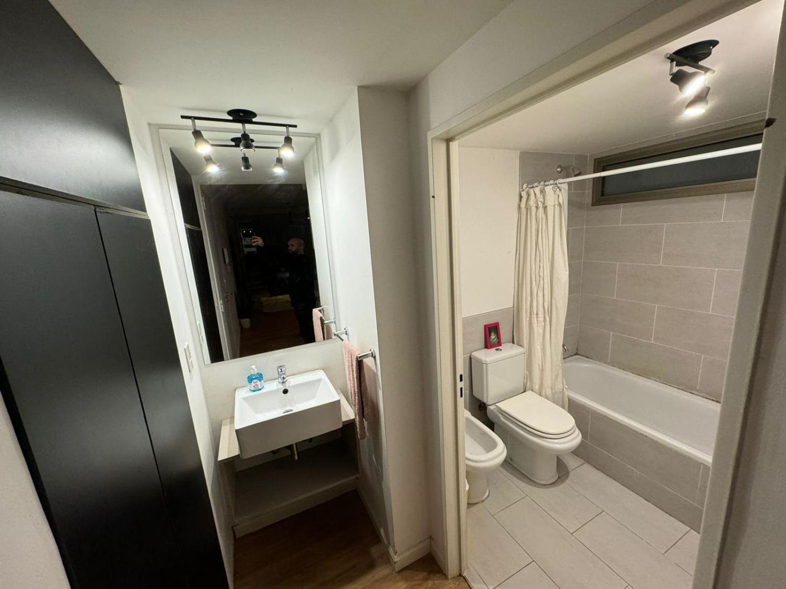 With Balcony, Garden And Parrilla Apartment *