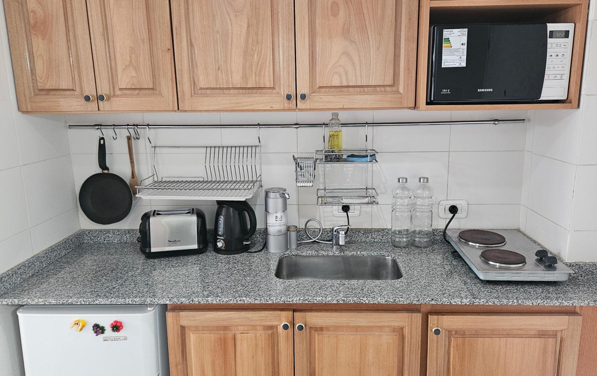 Apartamento Monoambiente Con Balcon Y Cochera Privada - Tv 50
