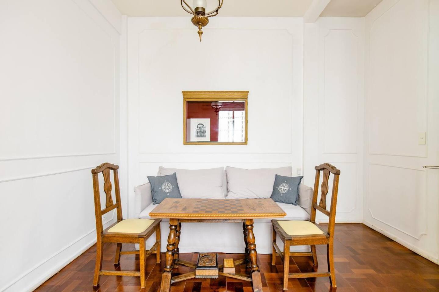 A Friendly In The Heart Of Recoleta -in Shared Apartment- Buenos Aires