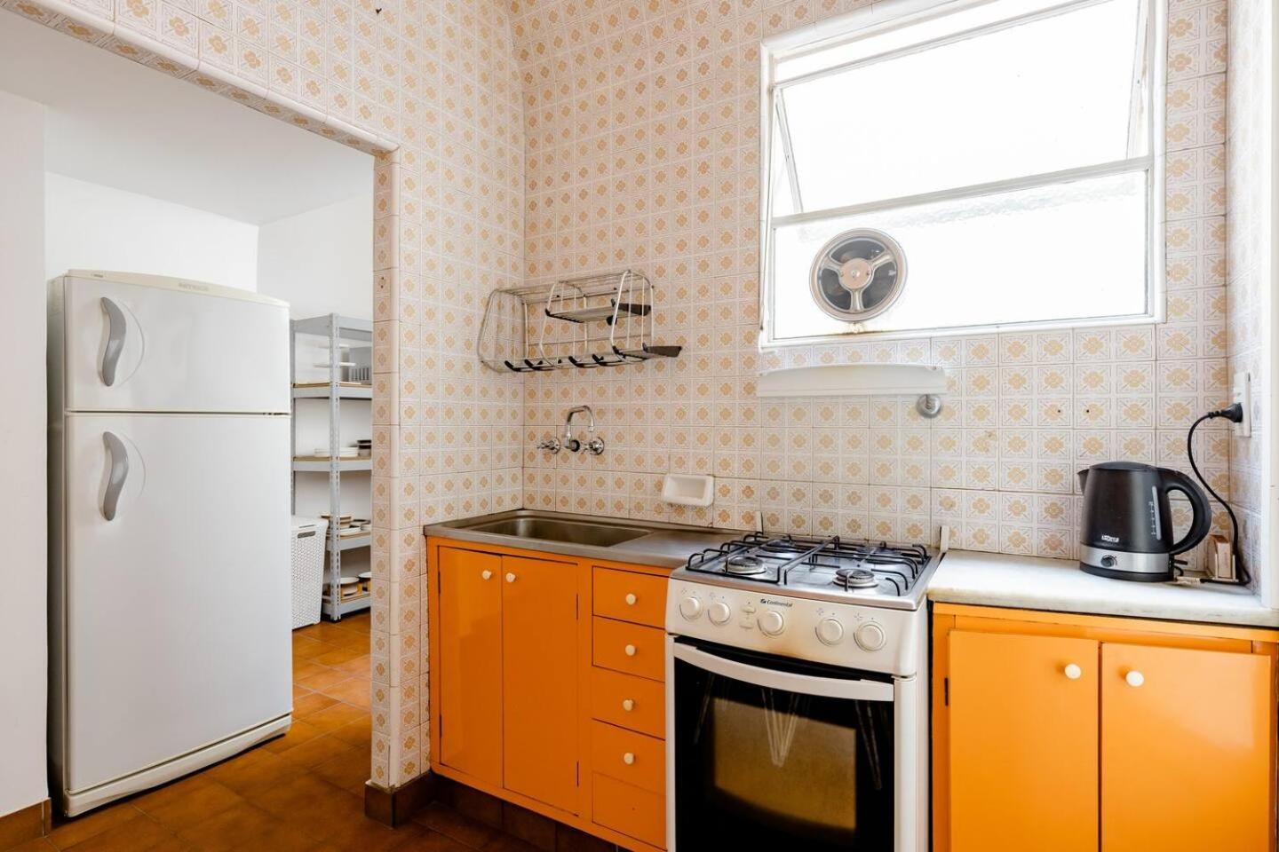 Homestay A Friendly In The Heart Of Recoleta -in Shared Apartment- *