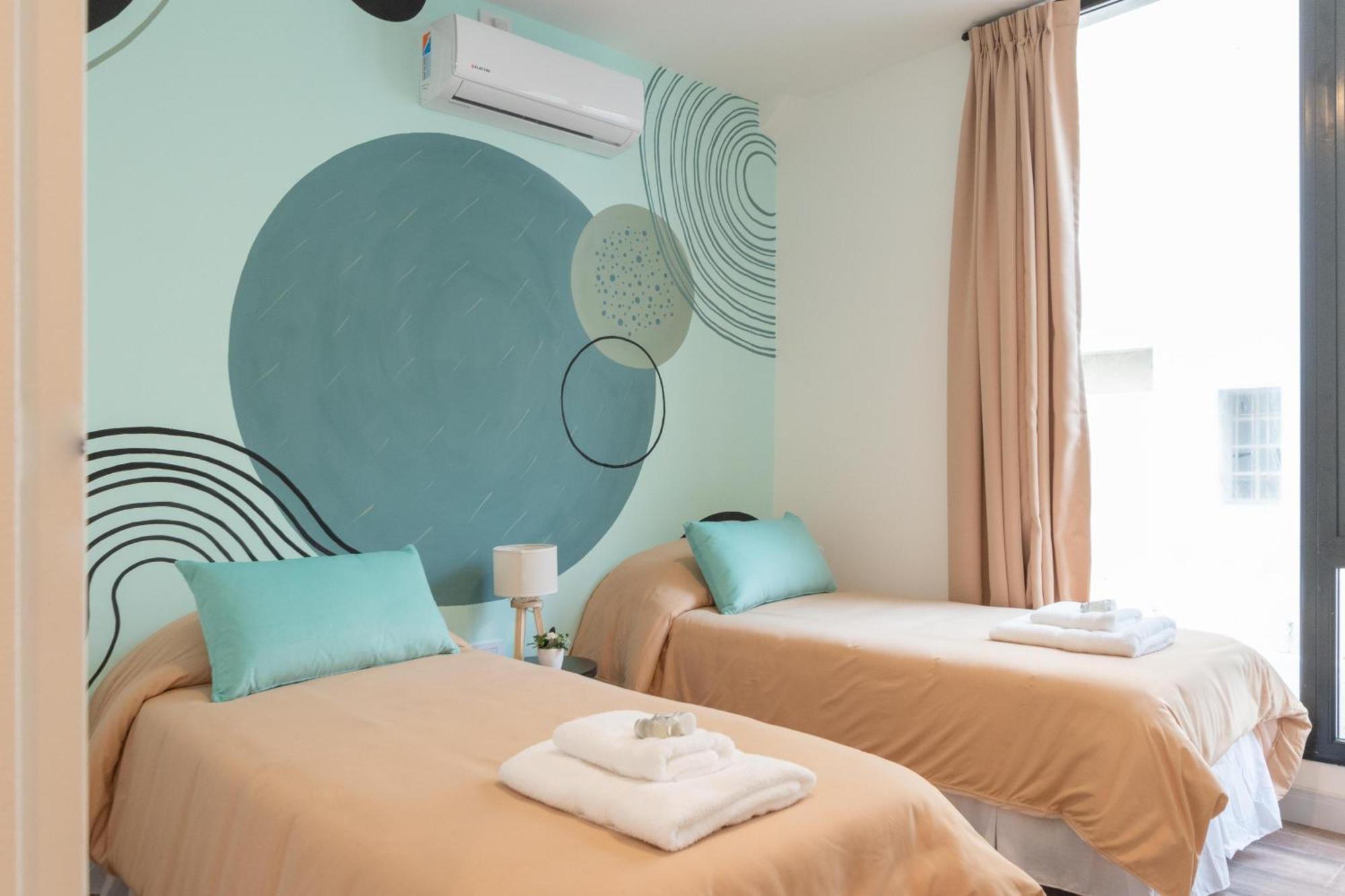Fliphaus Malabia 2100 - Lux 5 Bd Pool & Patio Holiday home Buenos Aires