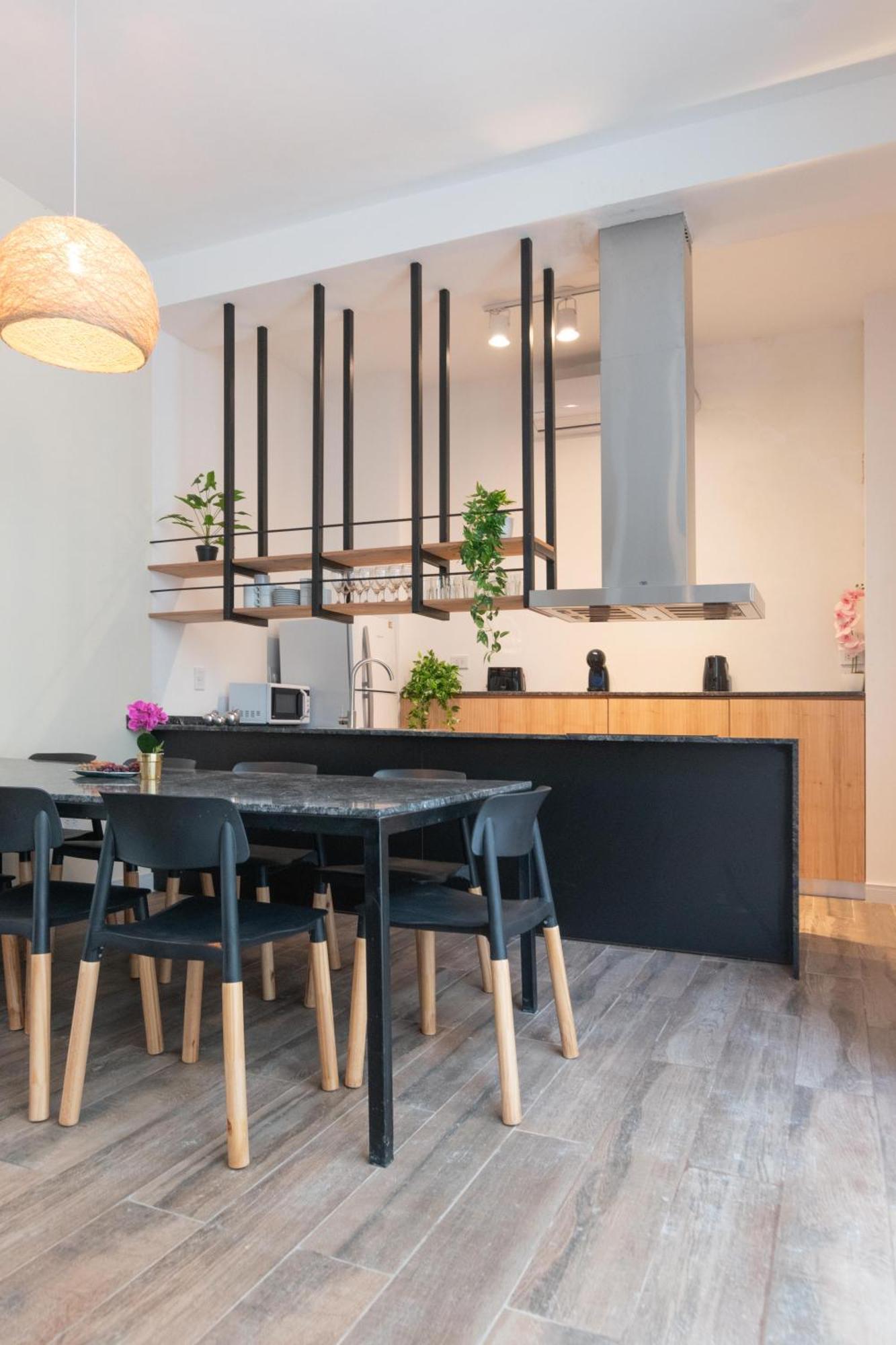 Fliphaus Malabia 2100 - Lux 5 Bd Pool & Patio Holiday home Buenos Aires