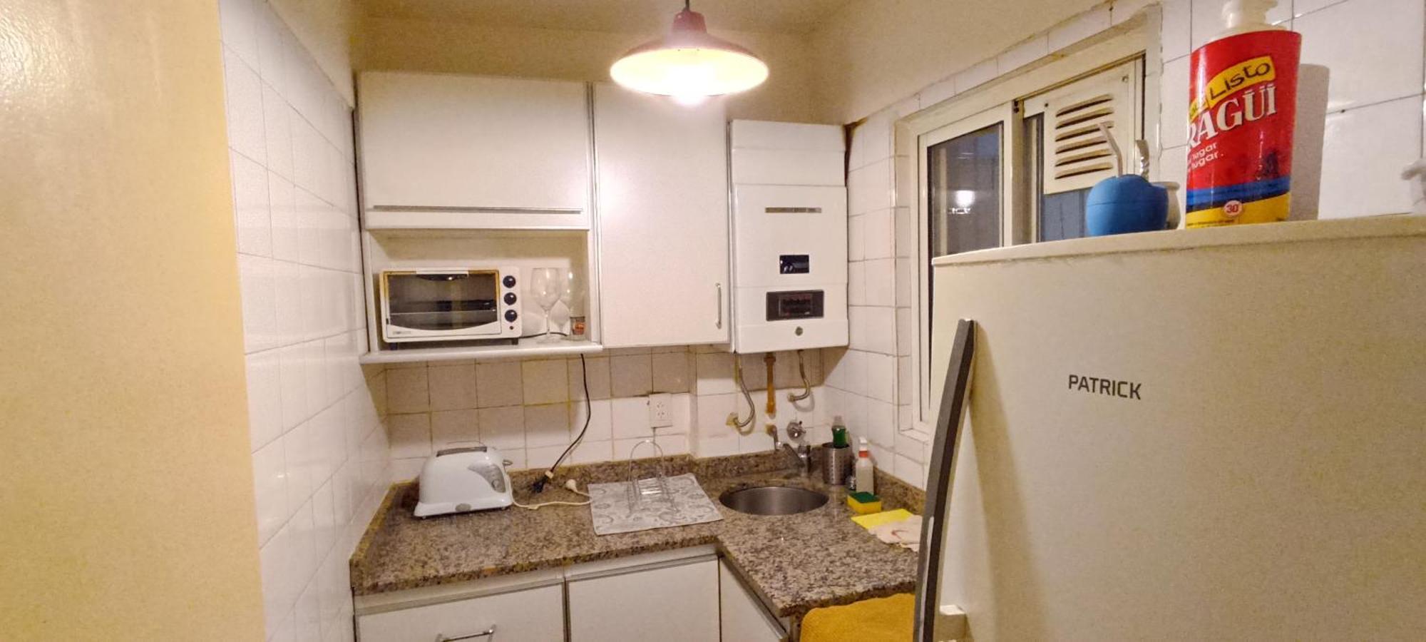 Depto 2 Amb Completo - Cocina Equipada - Bano Privado - Wi-fi - Tv Flow Y Hbo Max - Excelente Ubicacion, Cercano A Subte D Y B * Buenos Aires