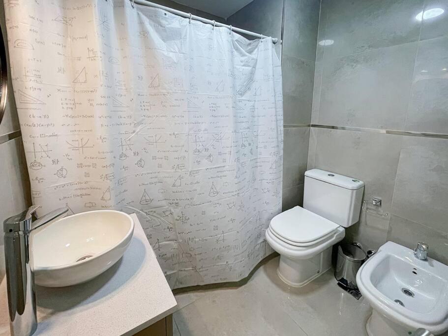 Estudio Con Balcon Y Piscina- 5k * Buenos Aires
