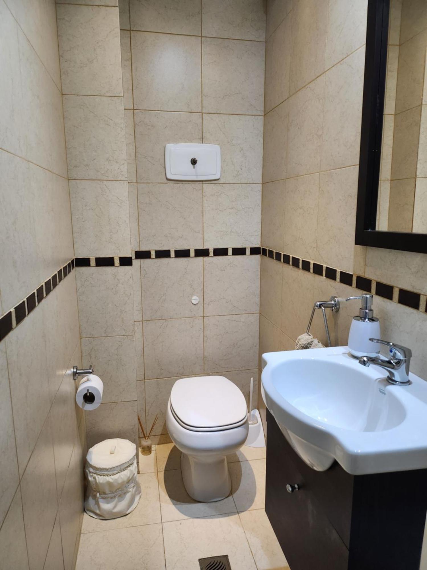 Departamento Ideal Para 5 En El Corazon De Palermo! * Buenos Aires
