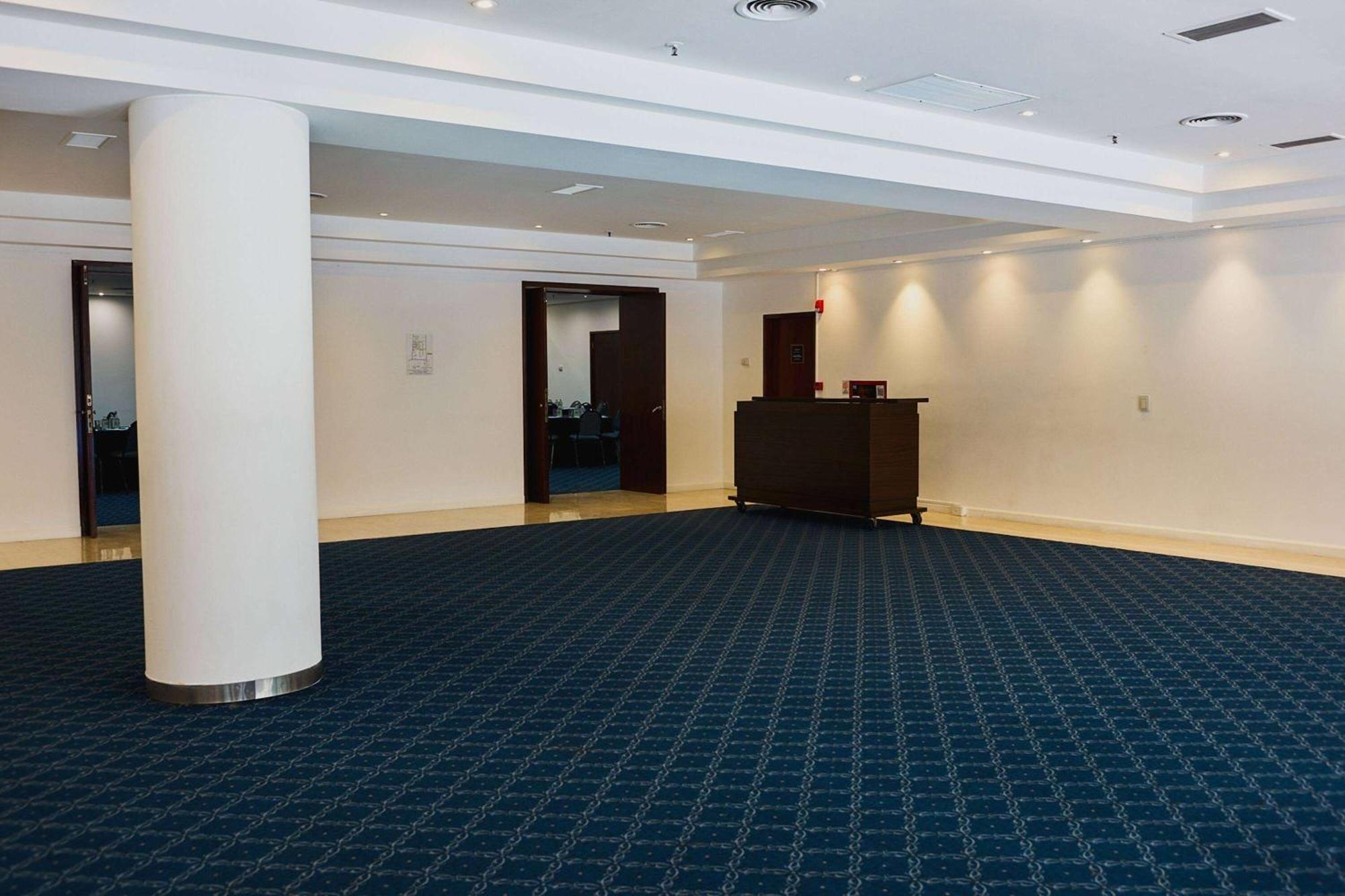 Hotel Dazzler By Wyndham San Martin Buenos Aires